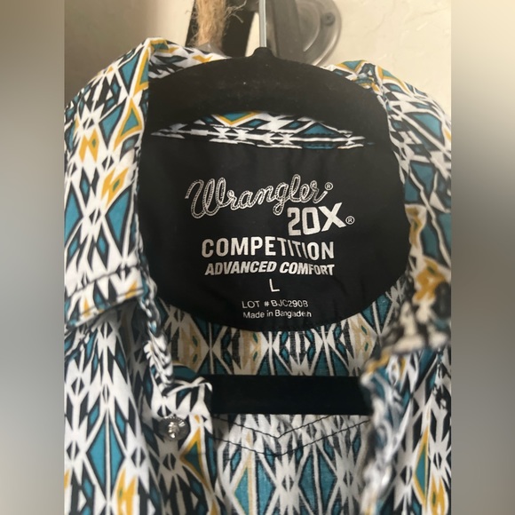 Boys size large, long sleeve, snap front, shirt. Wrangler 20x. - Picture 3 of 4